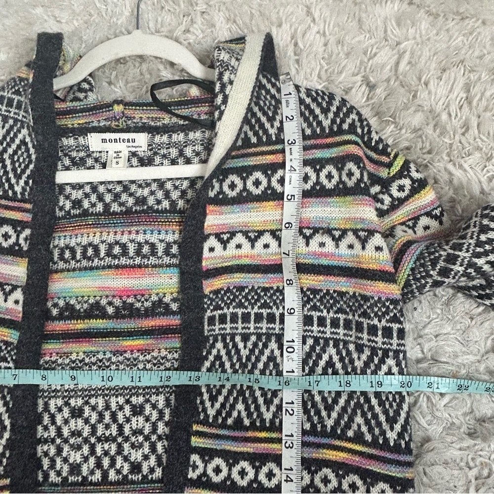 Monteau Multicolor Patterned Sweater - Picture 11 of 12